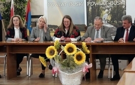 21 -podpisanie umowy KGW w Sieczkowie