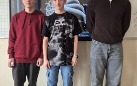3. Od lewej - Marek Płachta, Wiktor Majcher, Adam Borto