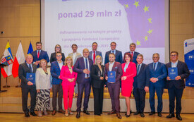 Spotkanie w Urzędzie Marszałkowskim Wojew&oacute;dztwa Świętokrzyskiego w Kielcach - Beneficjenci wsparcia w realizacji inwestycji infrastrukturalnych
