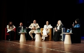 010 Panel dyskusyjny, głos zabiera Andrzej Łukasik