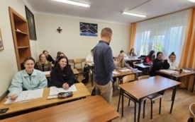 Uczestnicy projektu Dziś Uczeń - Jutro Student - zajęcia z matematyki