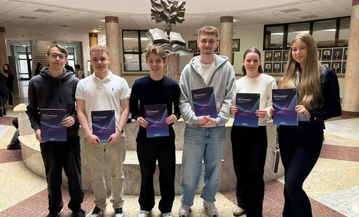 Zajawka do artykułu - Uczniowie biorący udział w Świętokrzyskim Maratonie Maturalnym